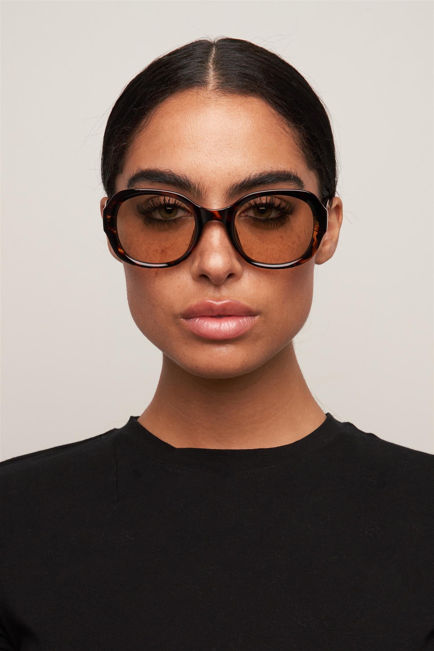 Darcy - Tort/Brown