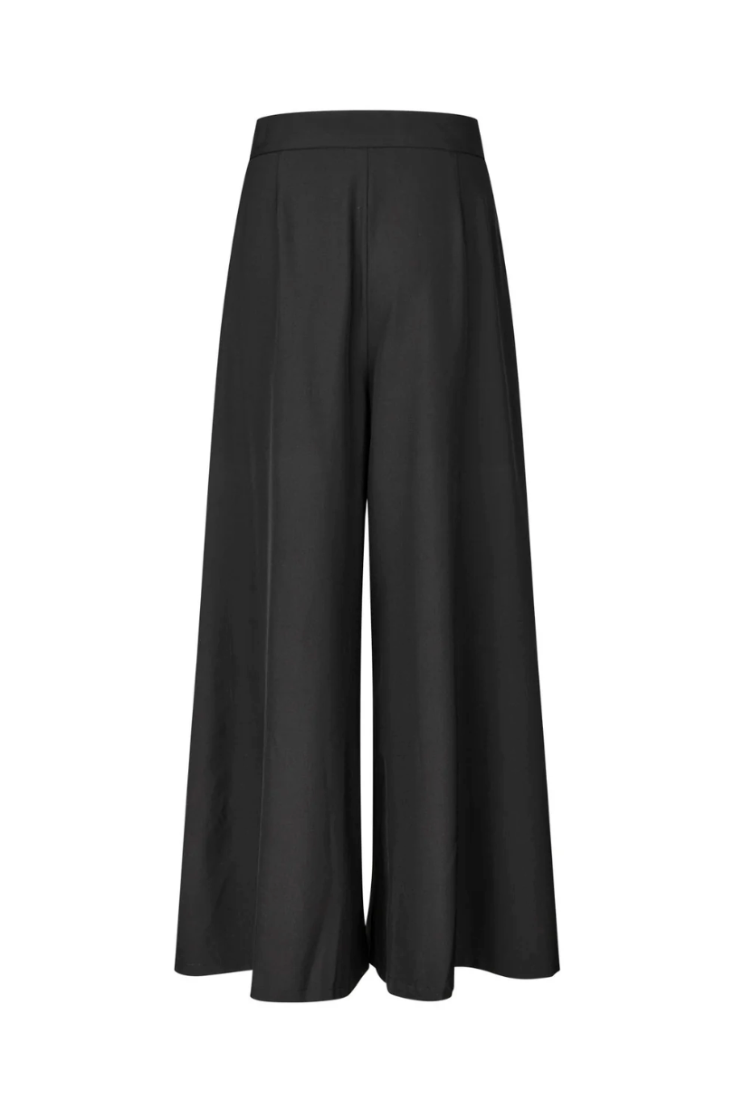 Lucacras Pants Black