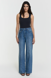 Hera singlet