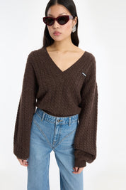 CABLE V-NECK SWEATER