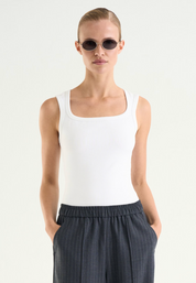 Hera singlet