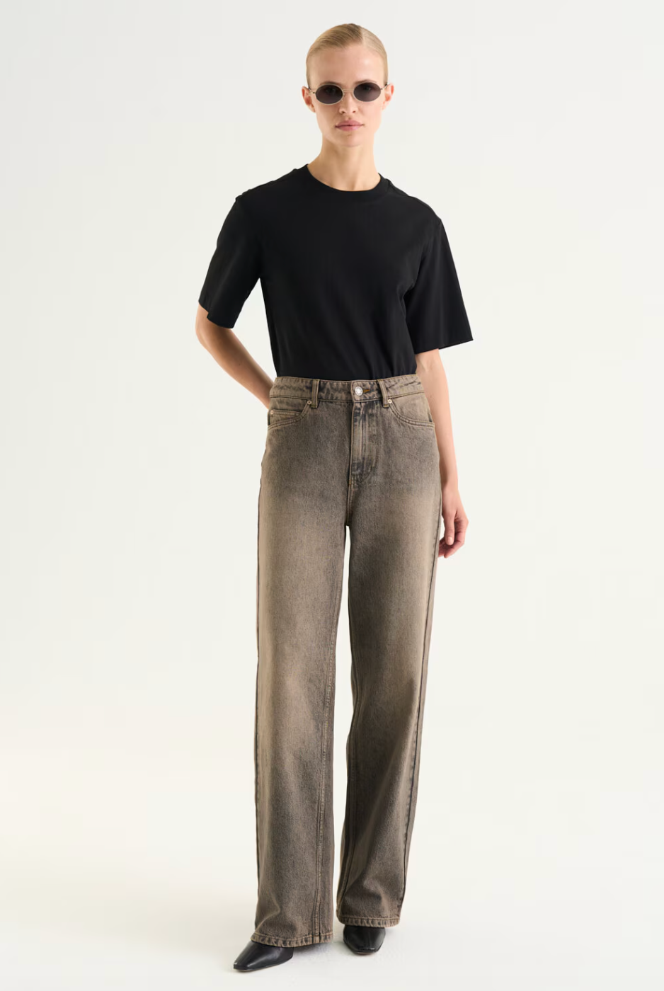 Chelsey Tee