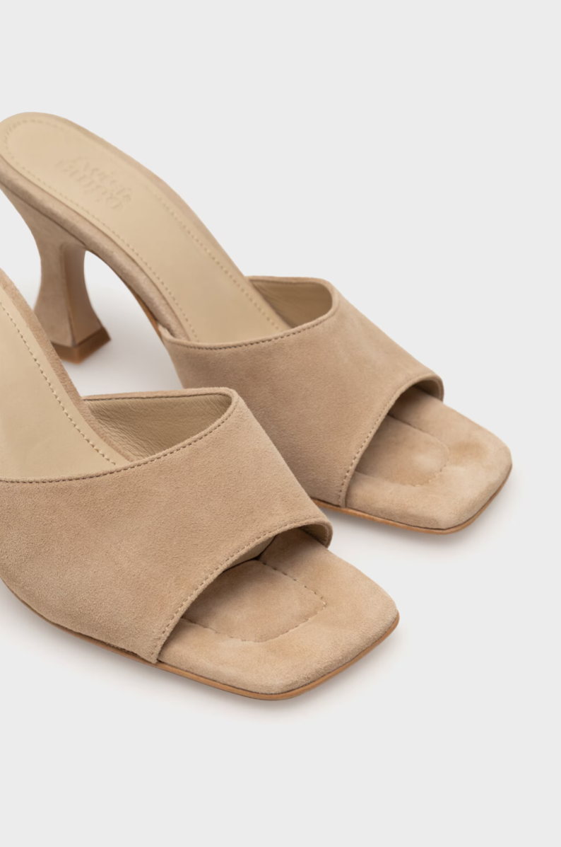 Sacramento Heels