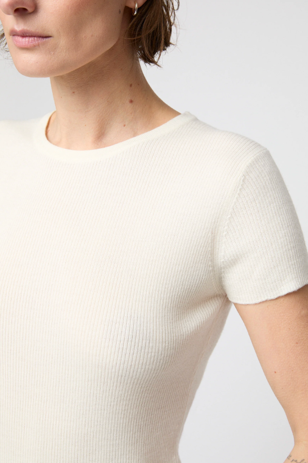 Rib Knit Cap Sleeve t-skjorte