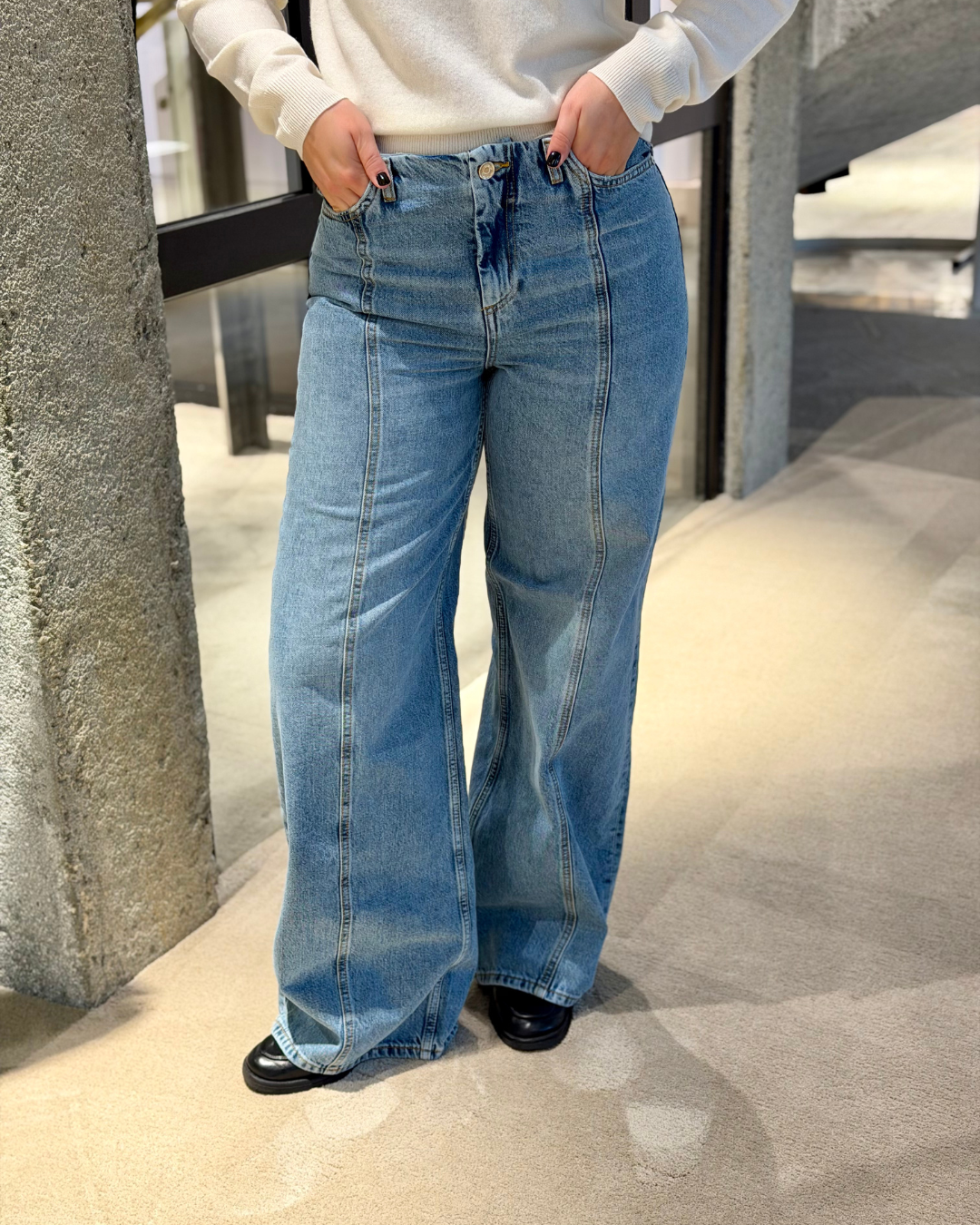 Flare Seam Light Denim