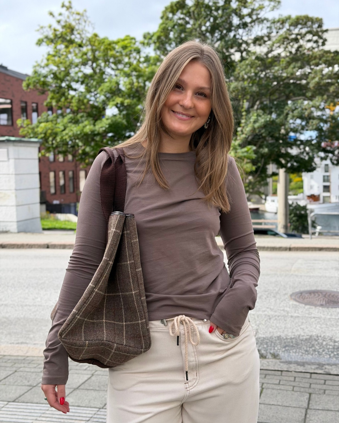 Penny Longsleeve Top Taupe