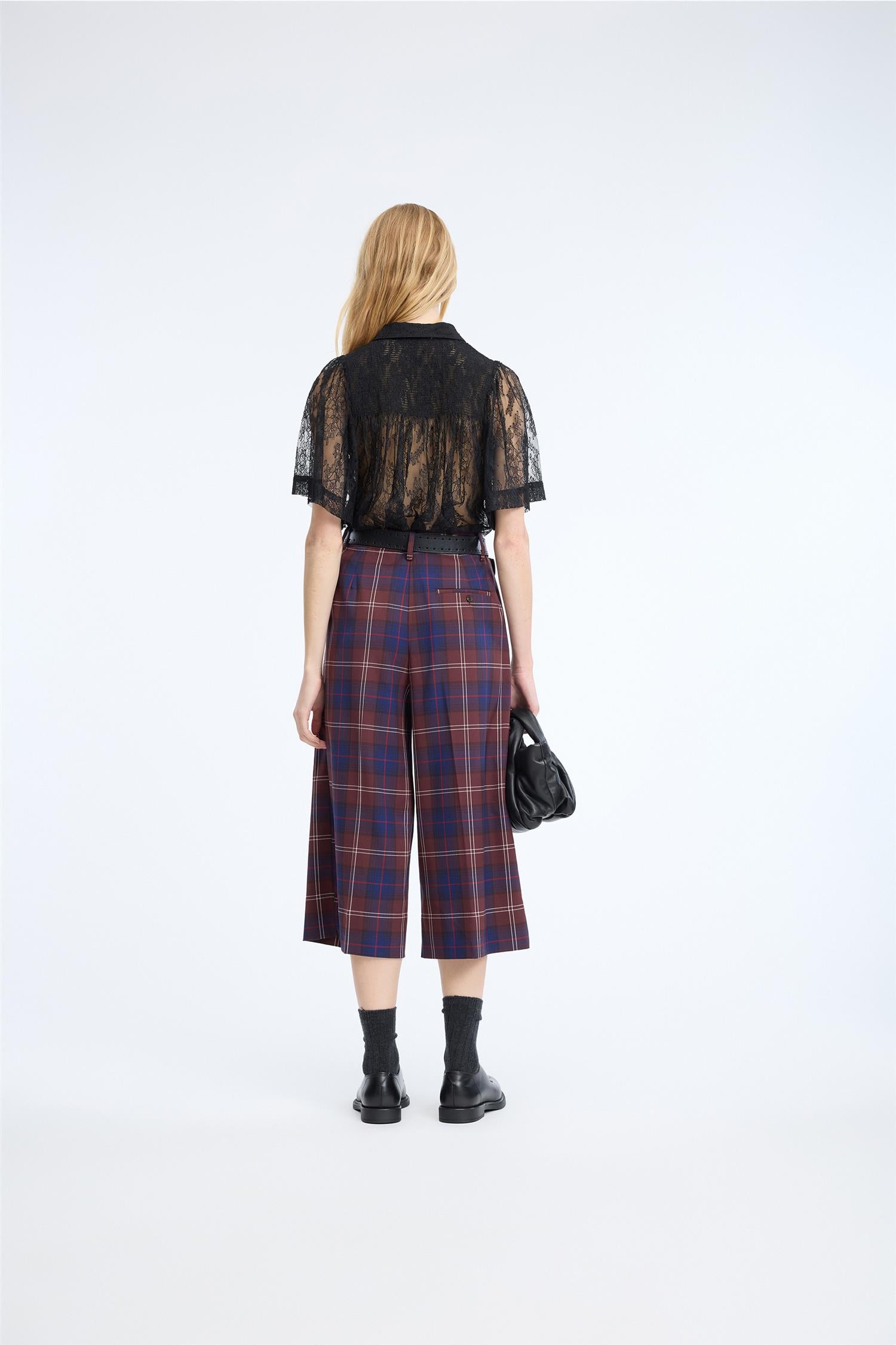 Camelly Top Black