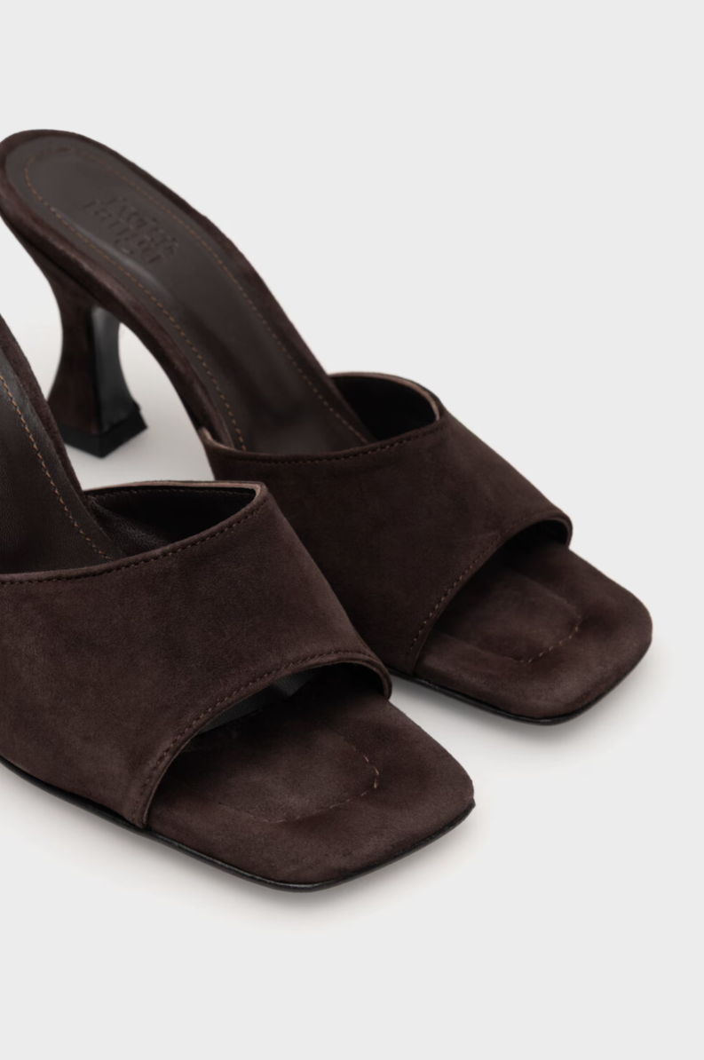 Sacramento Heels