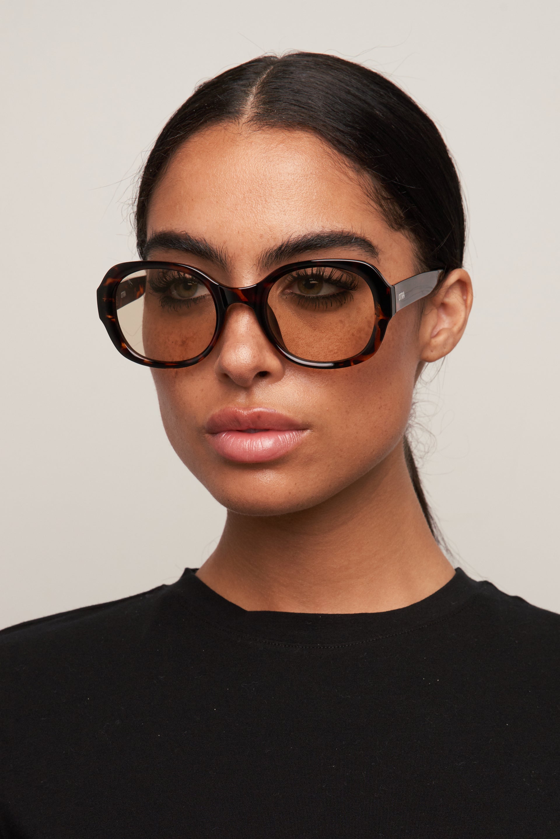 Darcy - Tort/Brown