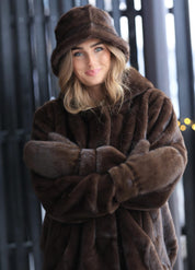 Luxe Fluffy Mittens Cocoa