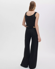 Featherweight Logan Wide-leg