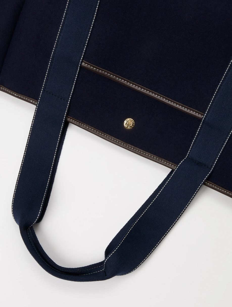 Traversée L Pocket Navy Flannel