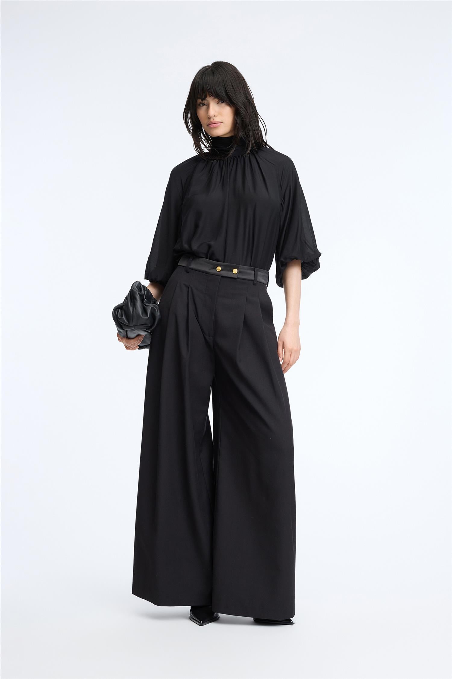 Calyppa Top Black