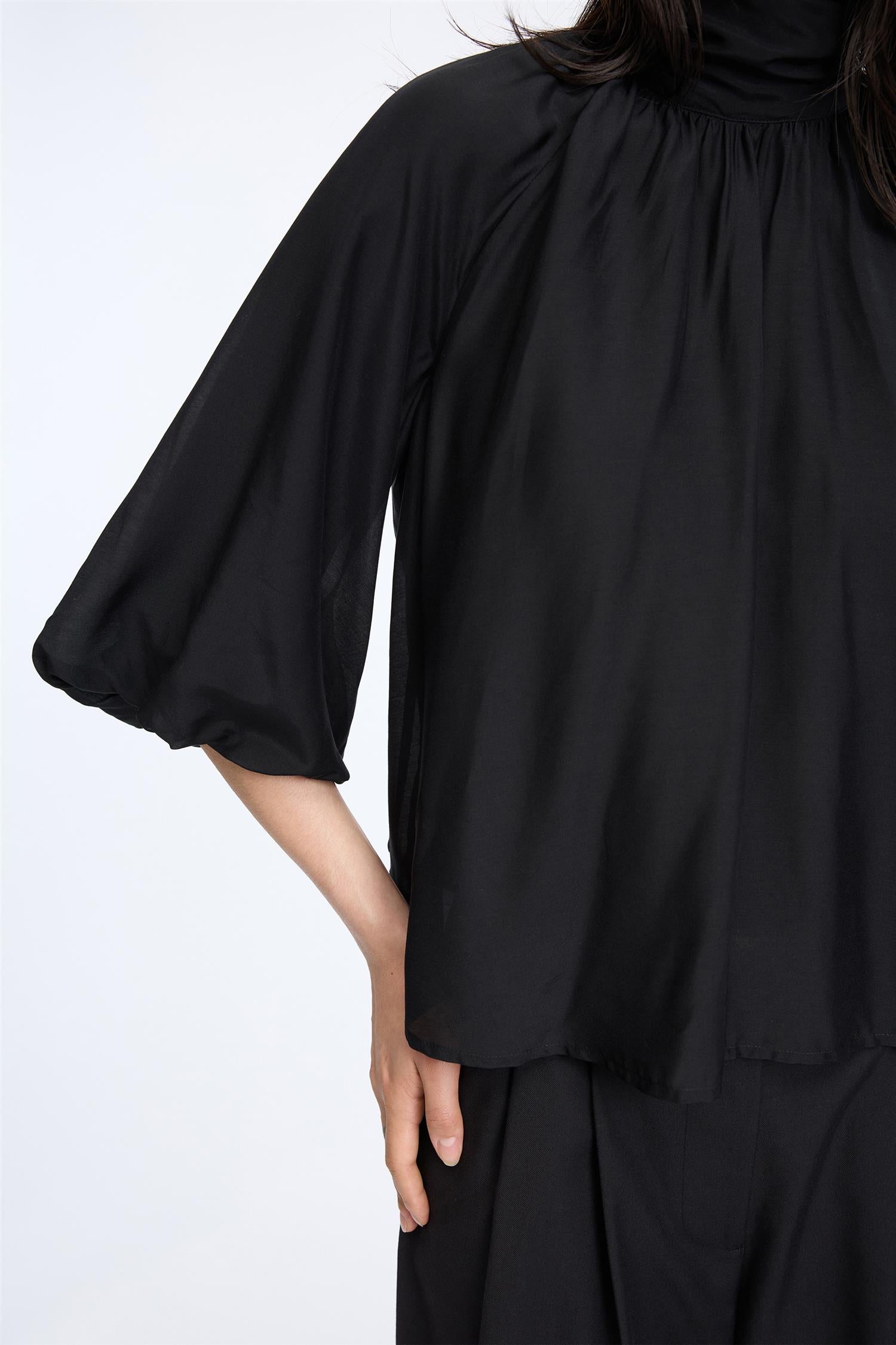 Calyppa Top Black