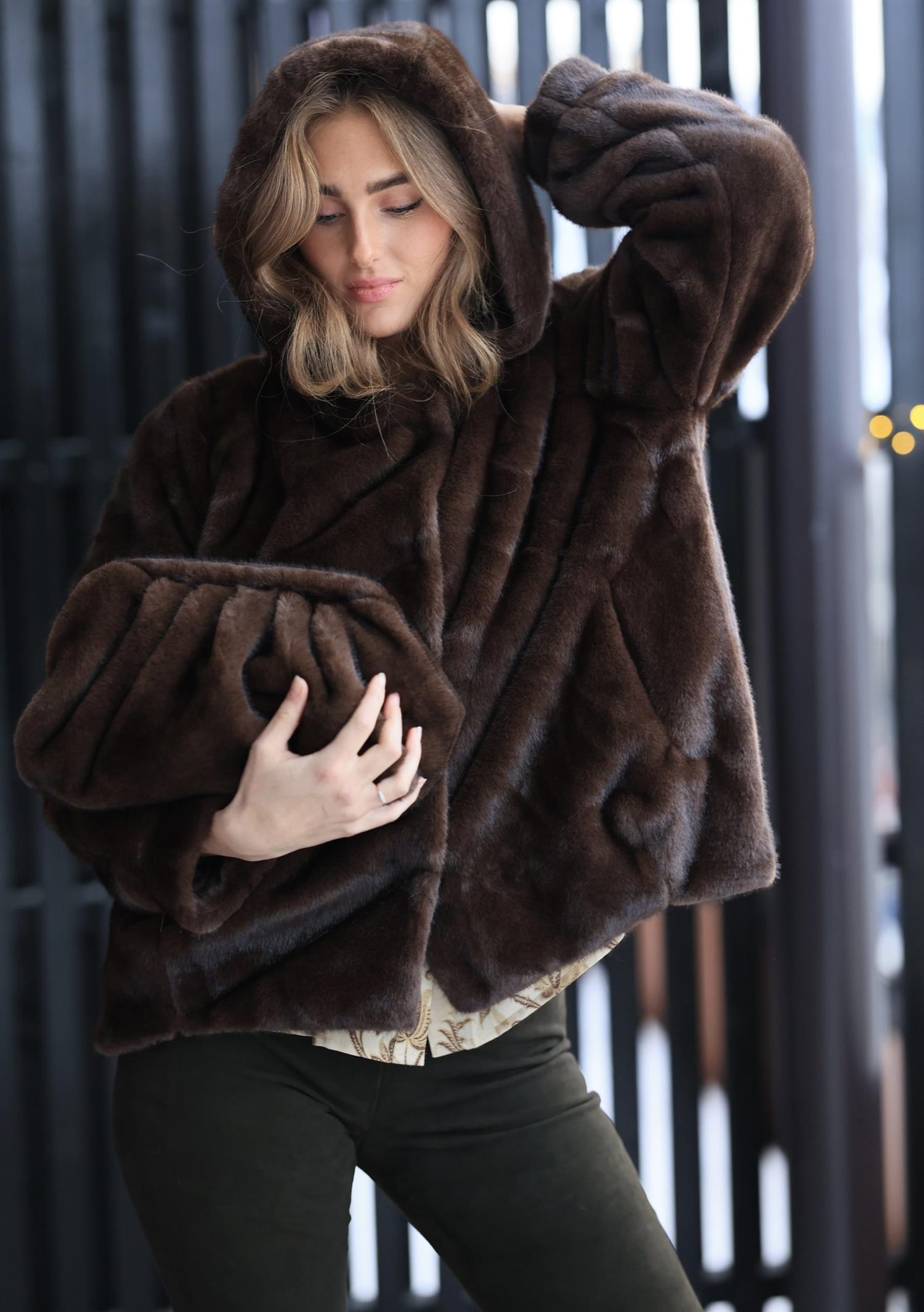 Luxe Fur Clutch Cocoa