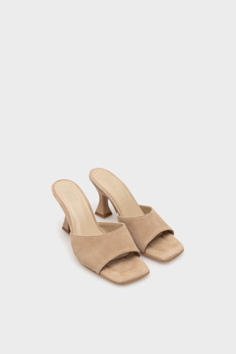 Sacramento Heels